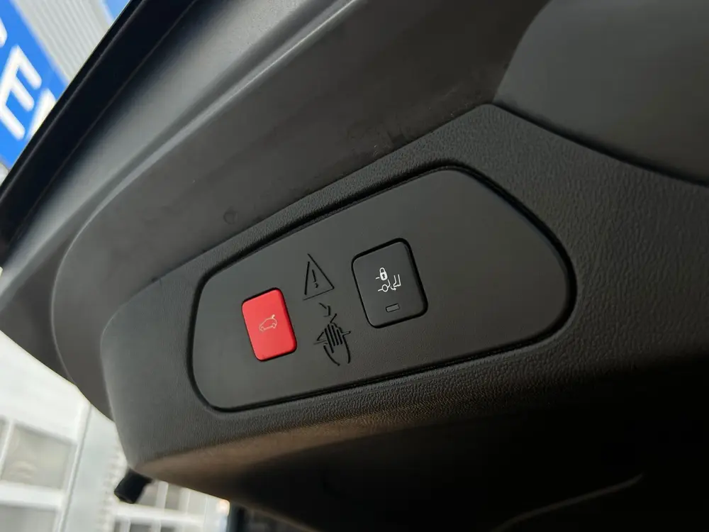 Opel Grandland 1.6 Turbo 300PK Plug-In Hybrid 4x4 GSe uit 2023, foto 9