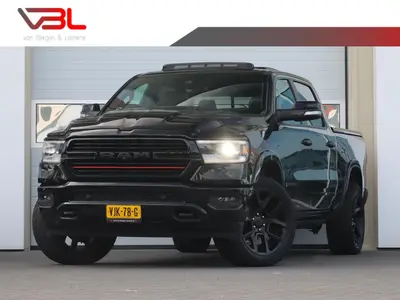 Dodge Ram 1500 5.7 V8 4x4 Crew Cab Laramie | Panoramadak uit 2021