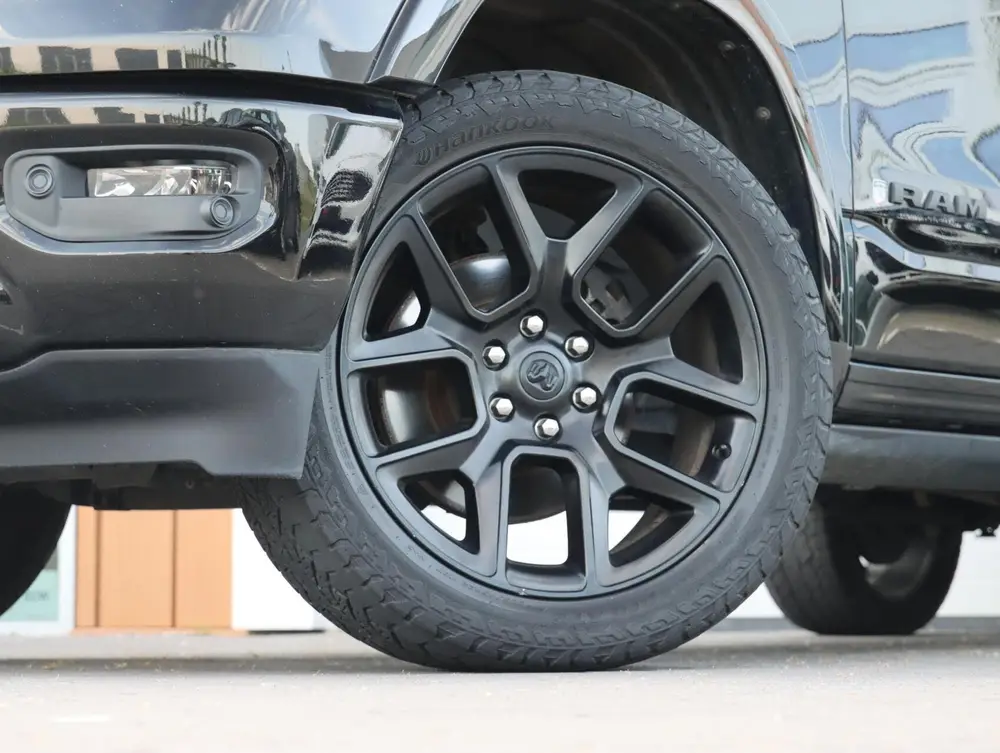 Dodge Ram 1500 5.7 V8 4x4 Crew Cab Laramie | Panoramadak uit 2021, foto 11