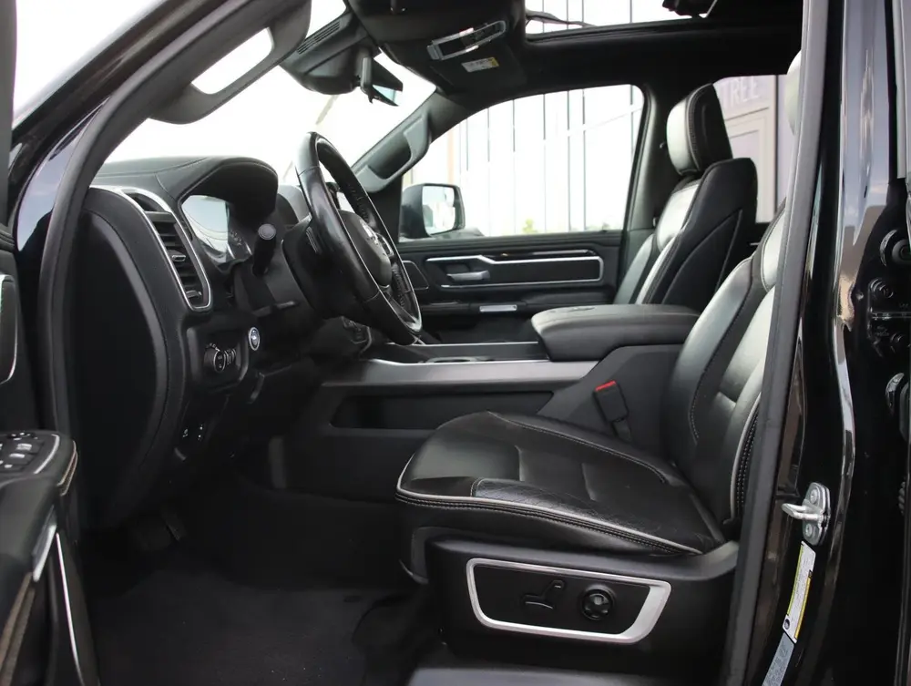 Dodge Ram 1500 5.7 V8 4x4 Crew Cab Laramie | Panoramadak uit 2021, foto 4