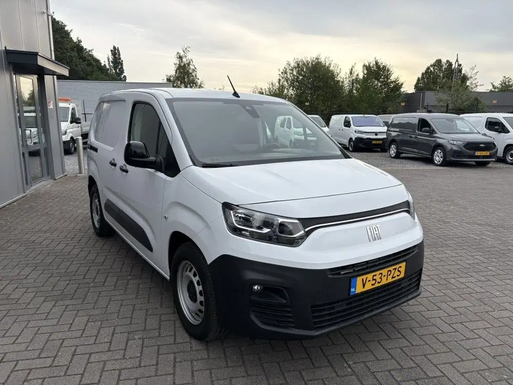 Fiat Doblo E-Doblò 50 kWh 3-zits uit 2023, foto 4