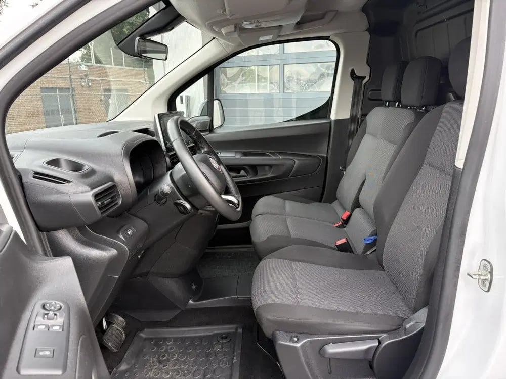 Fiat Doblo E-Doblò 50 kWh 3-zits uit 2023, foto 7