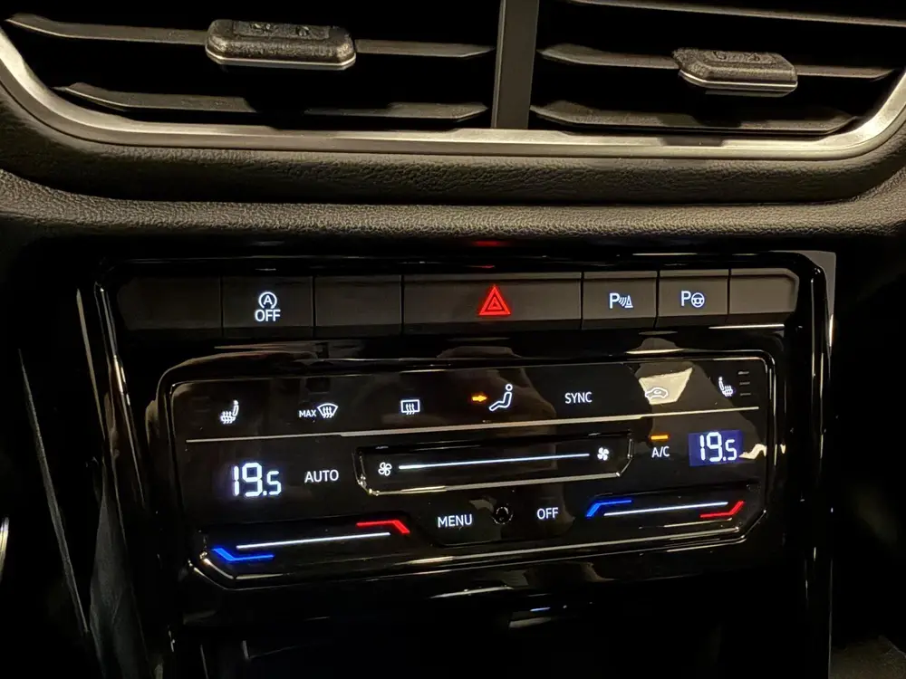 Volkswagen T-Roc 1.5 TSI R-Line Business |Carplay|ACC|Elek A uit 2024, foto 16