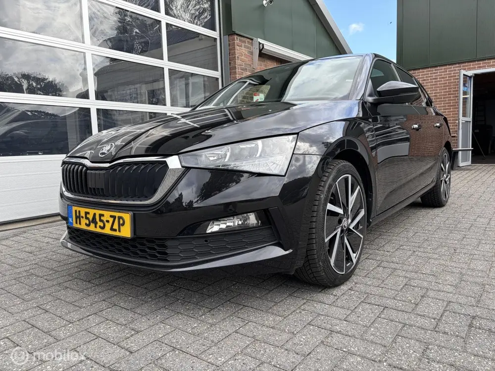 Skoda Scala 1.5 TSI Sport Business uit 2020, foto 11