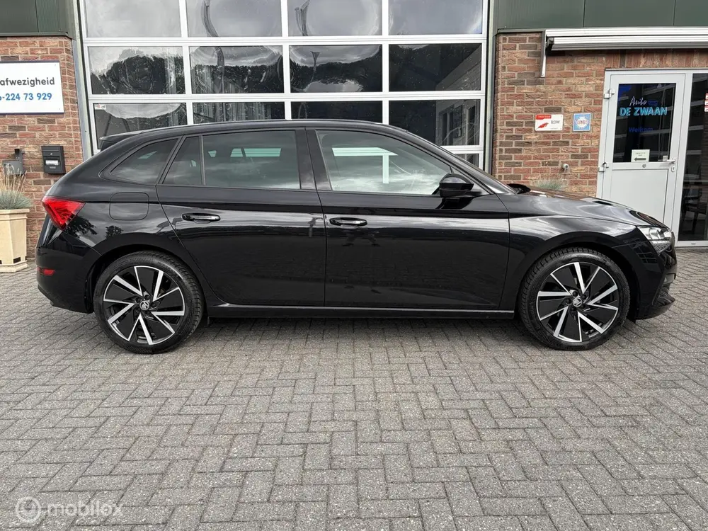 Skoda Scala 1.5 TSI Sport Business uit 2020, foto 5