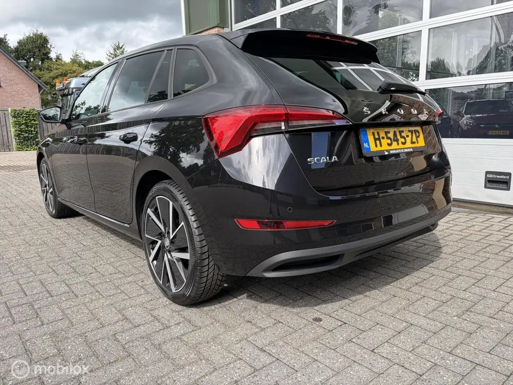 Skoda Scala 1.5 TSI Sport Business uit 2020, foto 6