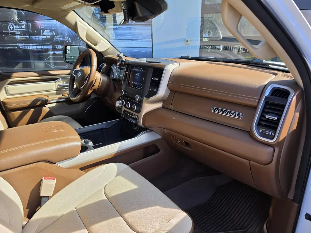 Dodge RAM 5.7 V8 Crew Cab Laramie uit 2021, foto 19