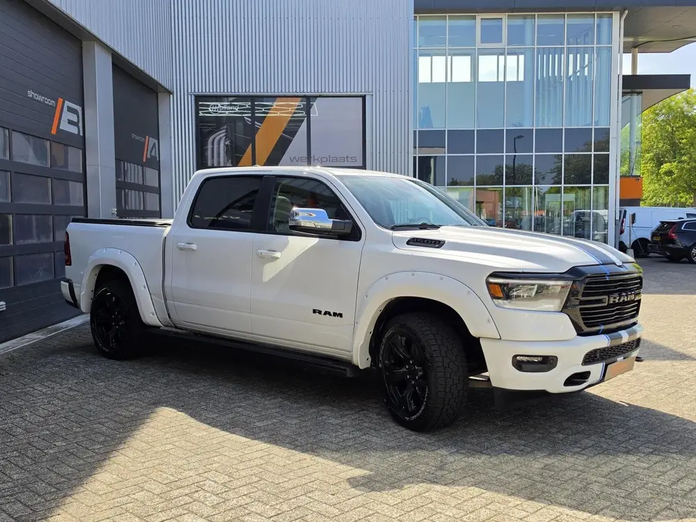 Dodge RAM 5.7 V8 Crew Cab Laramie uit 2021, foto 6