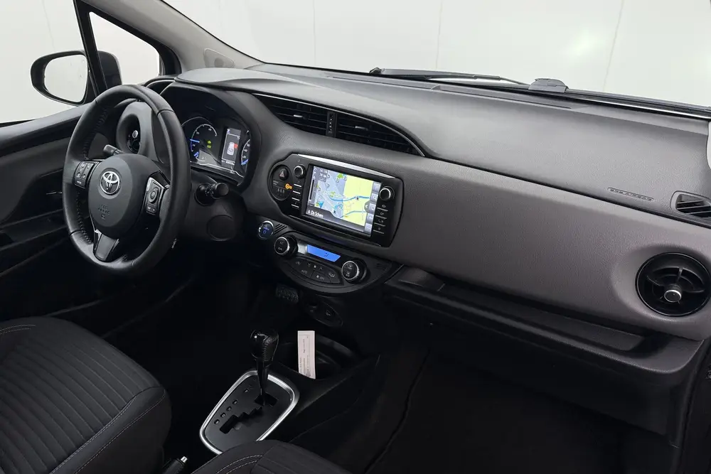 Toyota Yaris 1.5 Aut. Hybrid Dynamic Camera Climate Navi Pri uit 2019, foto 15