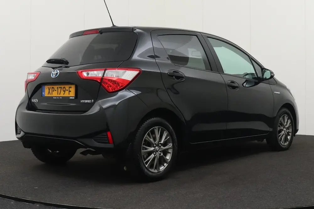 Toyota Yaris 1.5 Aut. Hybrid Dynamic Camera Climate Navi Pri uit 2019, foto 2