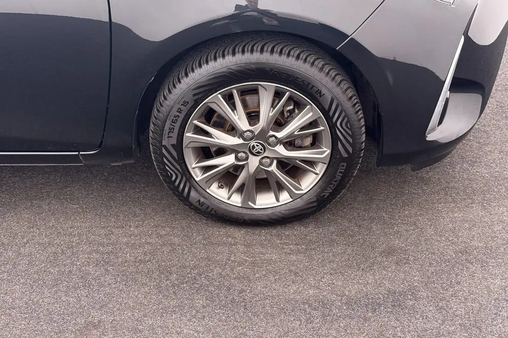 Toyota Yaris 1.5 Aut. Hybrid Dynamic Camera Climate Navi Pri uit 2019, foto 7