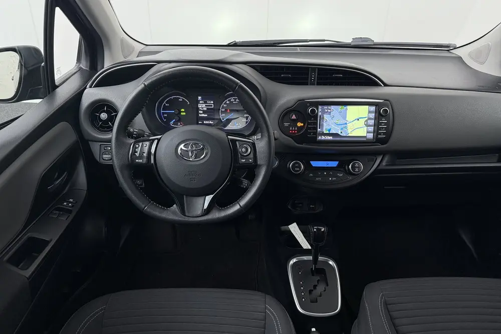 Toyota Yaris 1.5 Aut. Hybrid Dynamic Camera Climate Navi Pri uit 2019, foto 8
