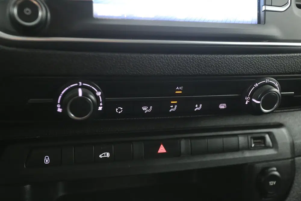 Toyota Proace 75 kWh L2H1 uit 2024, foto 14