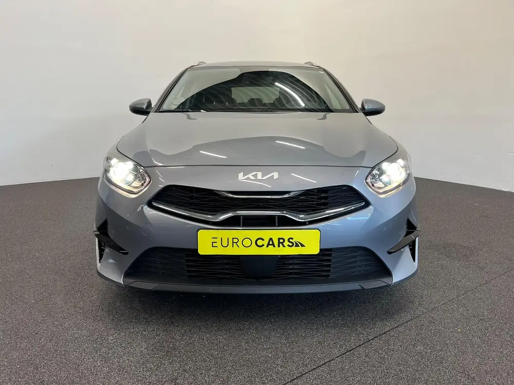 Kia Ceed 1.0 T-GDi DynamicLine Cruise control Cl uit 2023, foto 2