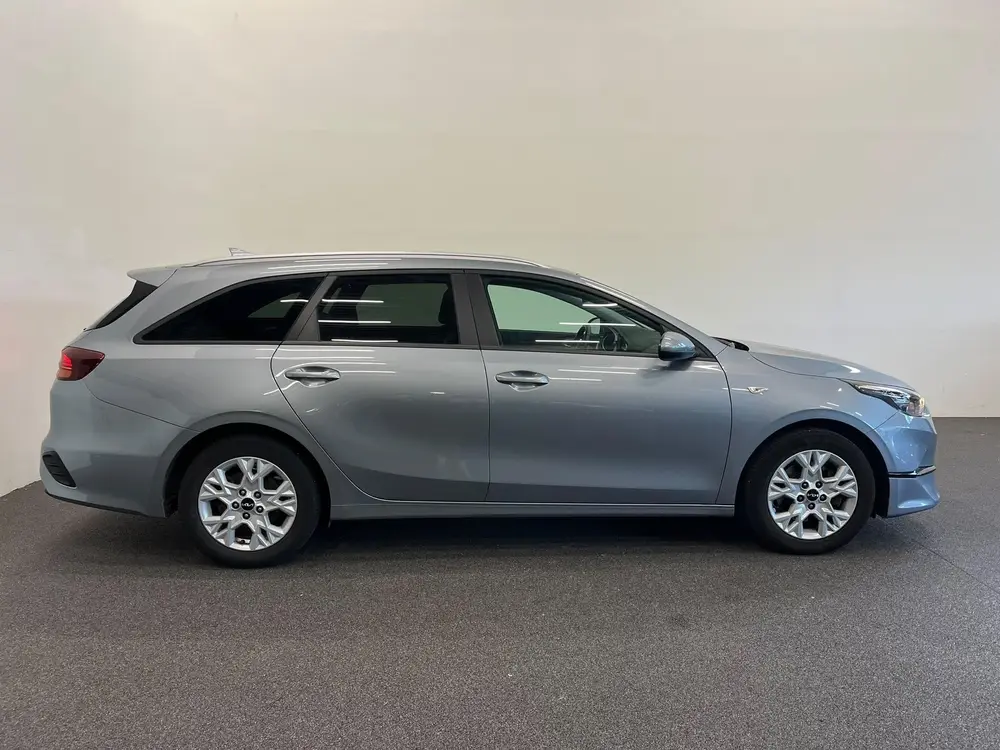Kia Ceed 1.0 T-GDi DynamicLine Cruise control Cl uit 2023, foto 5