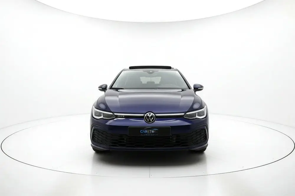 Volkswagen Golf 8 1.4 eHybrid GTE PANO CAM ACC SFEER IQ HUD uit 2020, foto 2