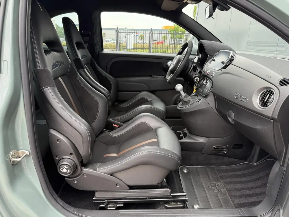 Abarth 695 1.4 T-Jet Anniversario 70 1e EIGENAAR | BTW | DEA uit 2021, foto 12