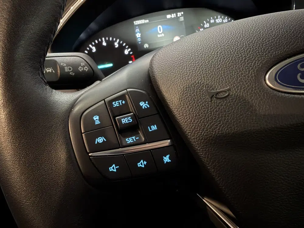 Ford Focus 1.0 EcoBoost Titanium Business Airco ECC uit 2020, foto 14
