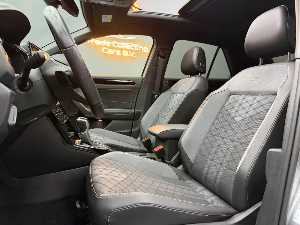 Volkswagen T-Roc 1.5 TSI R-Line Black edition IQ-Pano-keyles uit 2024, foto 20