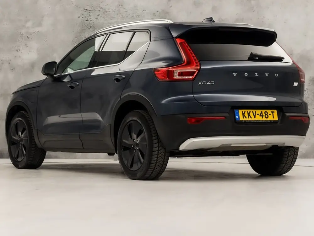 Volvo XC40 1.5 T5 Recharge Sport 262Pk Automaat (BLACK PACK uit 2020, foto 3