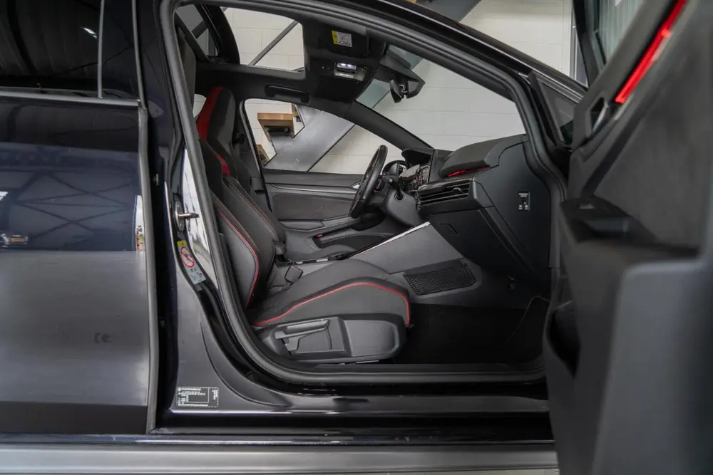 Volkswagen Golf 2.0 TSI GTI Clubsport | Pano | IQ | ACC uit 2023, foto 8