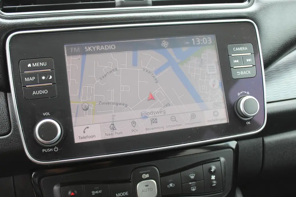 Nissan Leaf Acenta 40 kWh LED MULTI MEDIA KEYLESS CAME uit 2020, foto 12