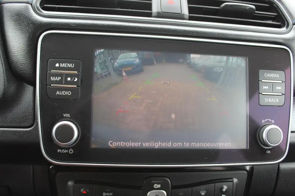Nissan Leaf Acenta 40 kWh LED MULTI MEDIA KEYLESS CAME uit 2020, foto 13