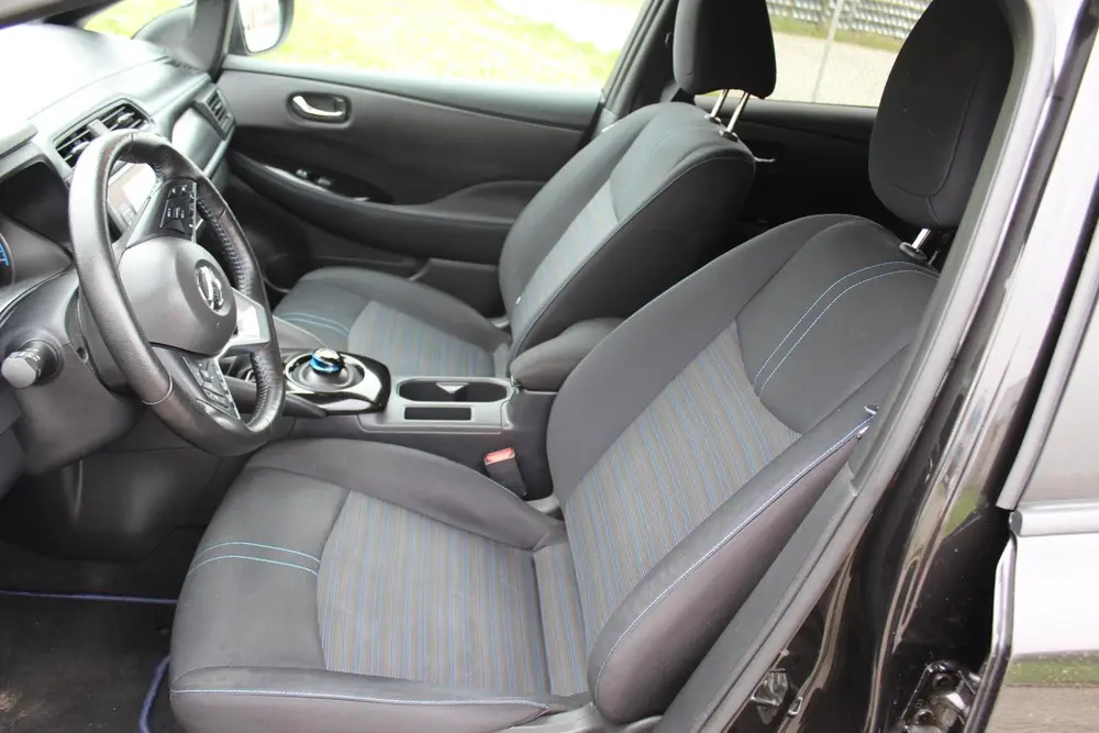 Nissan Leaf Acenta 40 kWh LED MULTI MEDIA KEYLESS CAME uit 2020, foto 20