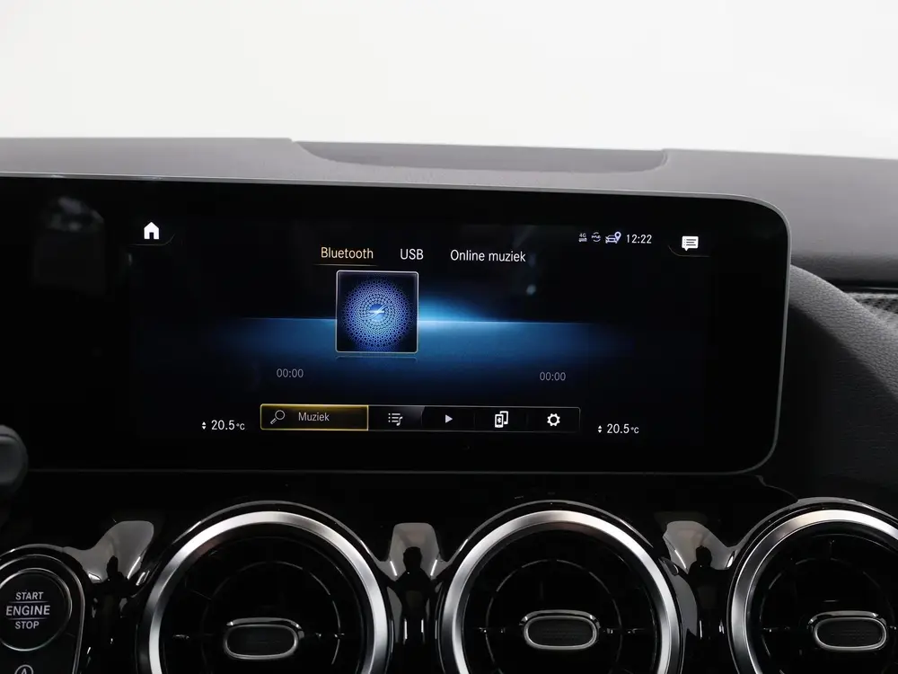 Mercedes-Benz B-Klasse 180 Business Solution AMG uit 2019, foto 16