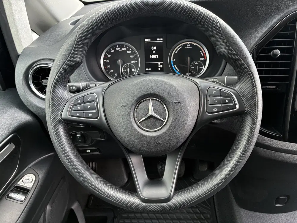 Mercedes-Benz Vito 112 L2 60 kWh uit 2024, foto 6