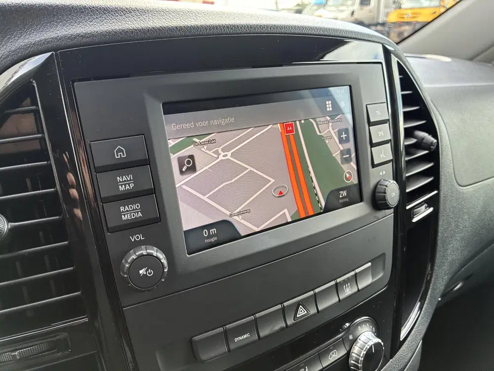 Mercedes-Benz Vito 112 L2 60 kWh uit 2024, foto 8