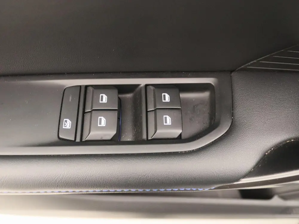 MG MG4 Standard 51 kWh uit 2023, foto 18