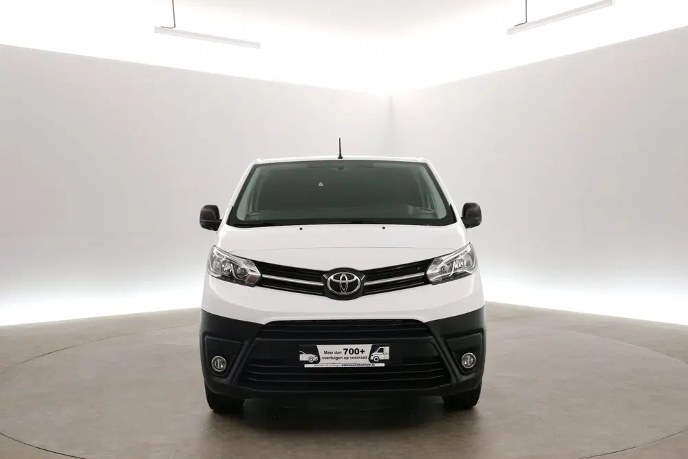 Toyota Proace 75 kWh L2H1 uit 2024, foto 9