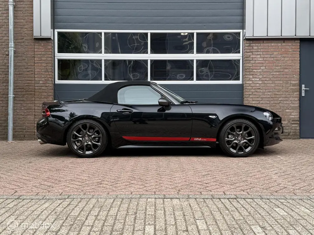 Fiat 124 Spider 1.4 MultiAir Turbo Lusso Sport Leer Navi Cam uit 2019, foto 11