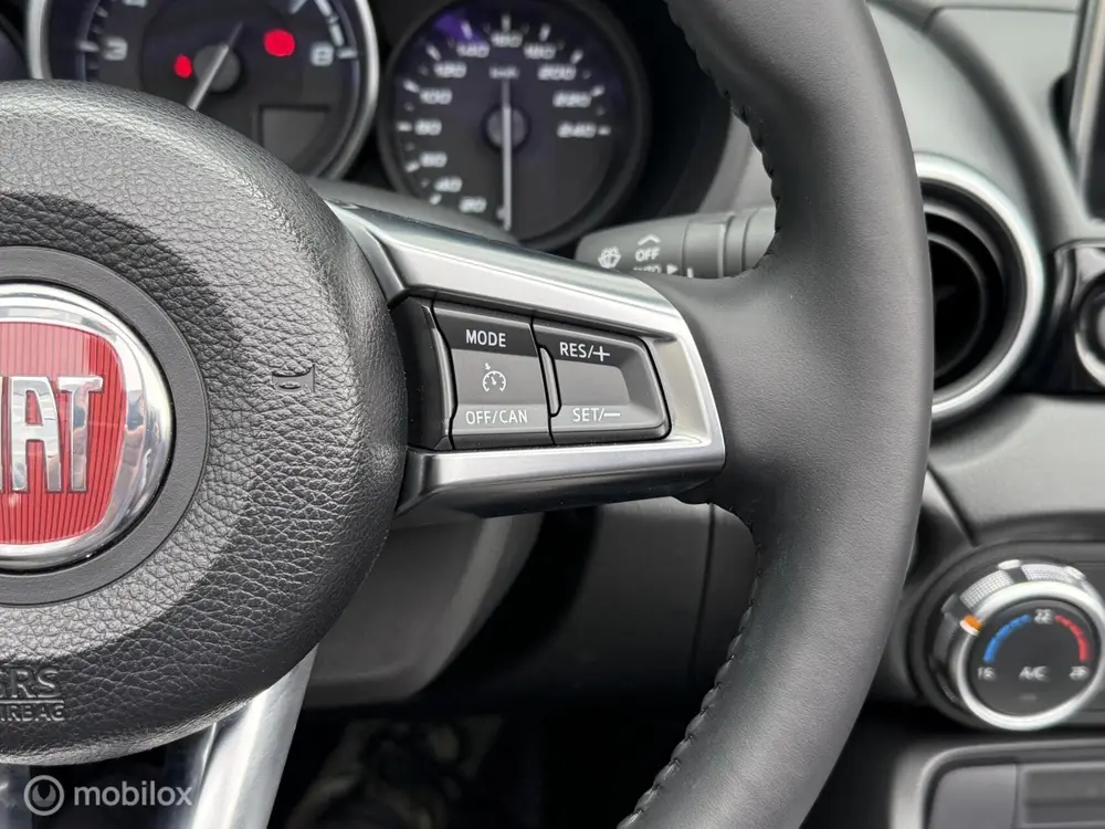 Fiat 124 Spider 1.4 MultiAir Turbo Lusso Sport Leer Navi Cam uit 2019, foto 19