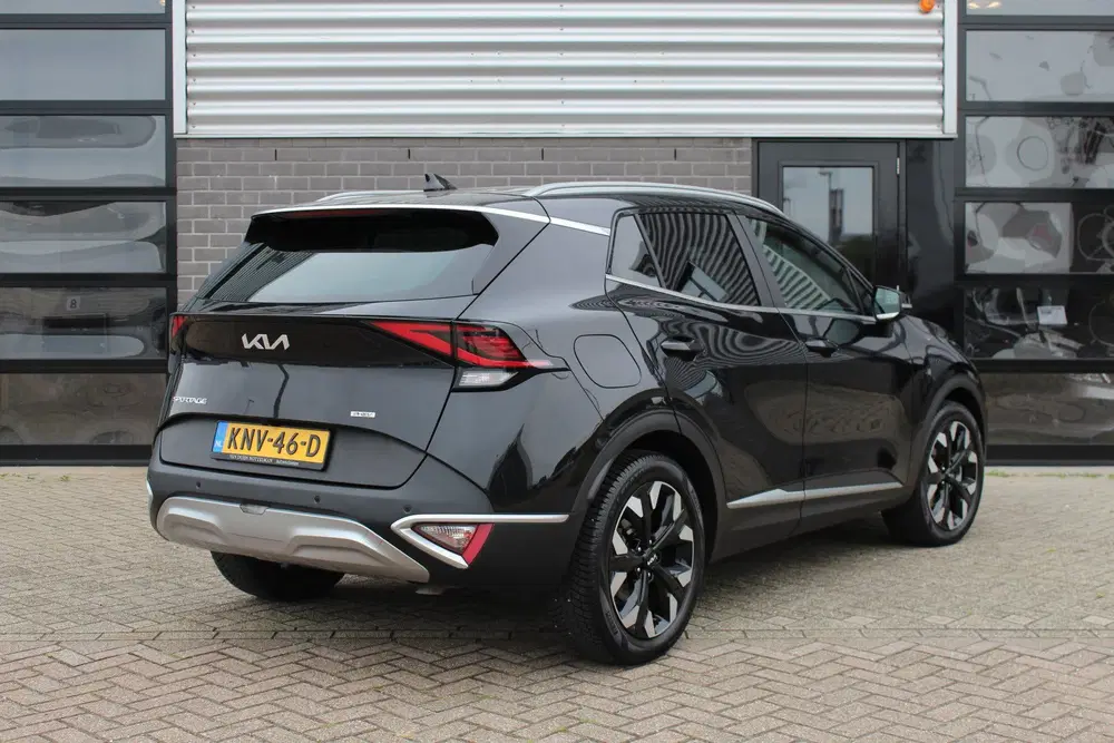 Kia Sportage 1.6 T-GDi Plug-in Hybrid AWD DynamicLine uit 2022, foto 3