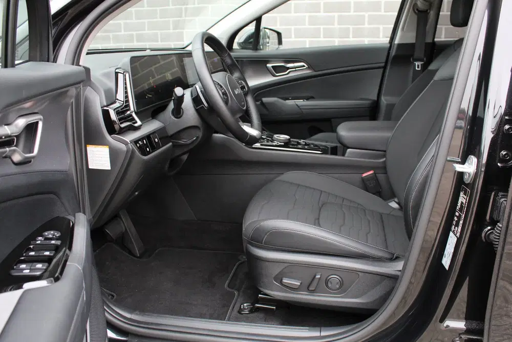 Kia Sportage 1.6 T-GDi Plug-in Hybrid AWD DynamicLine uit 2022, foto 8