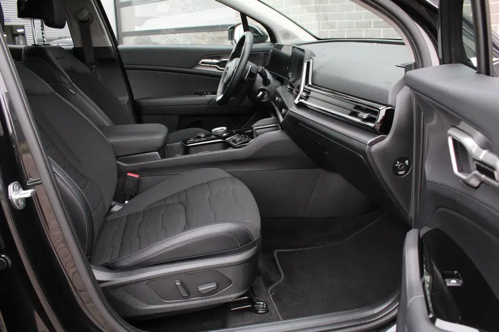 Kia Sportage 1.6 T-GDi Plug-in Hybrid AWD DynamicLine uit 2022, foto 9
