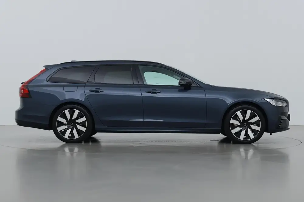 Volvo V90 T6 Plus Dark uit 2025, foto 10
