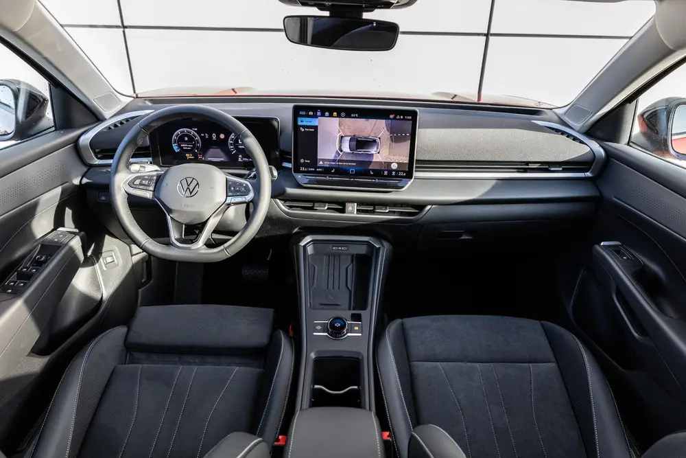 Volkswagen T-Roc 1.5 eTsi 115pk Style First Edition | 19" Ve uit 2026, foto 5