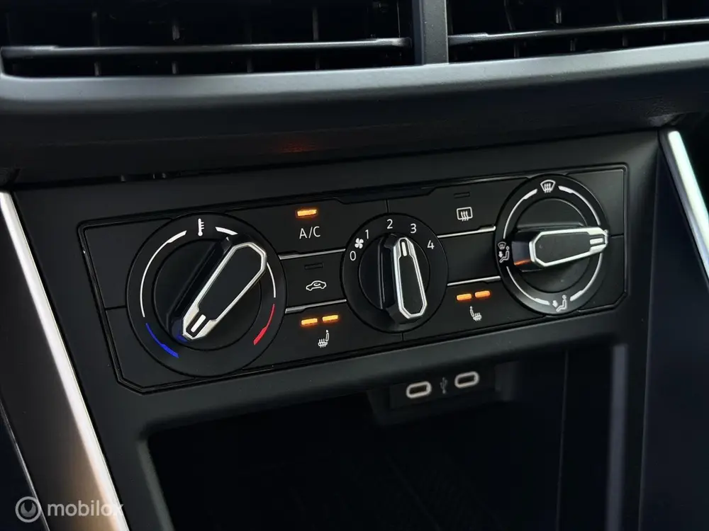 Volkswagen Polo 1.0 MPI | Stoelverwarming | CarPlay | Draadl uit 2025, foto 20