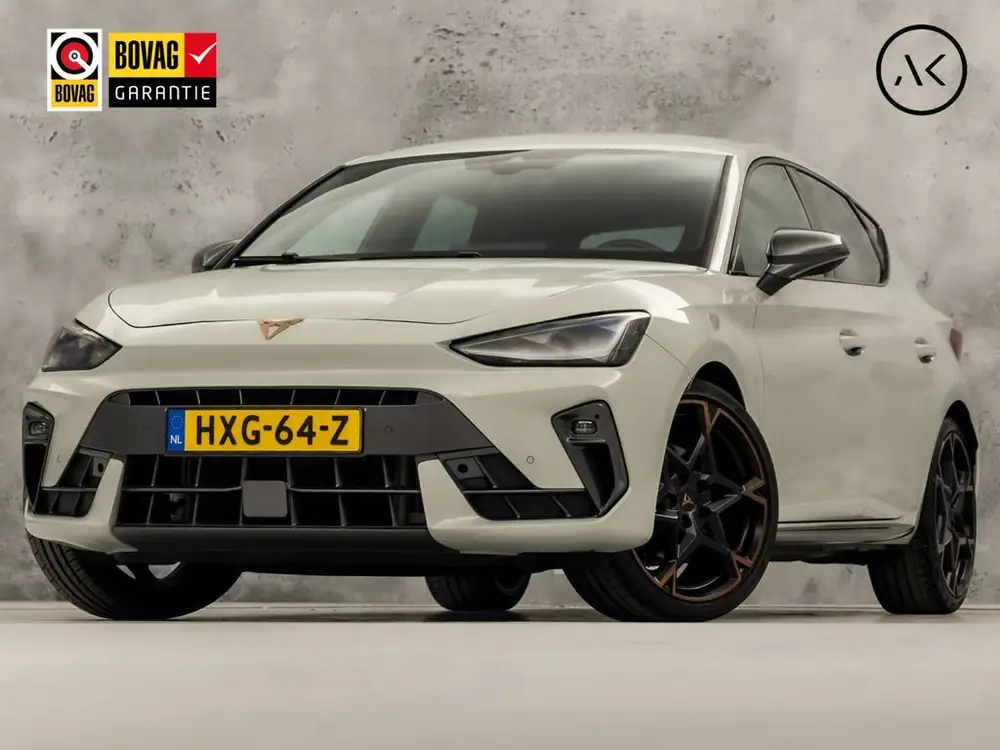 Cupra Leon 1.5 eTSI Sport 150Pk Automaat (APPLE CARPLAY, GRO uit 2024
