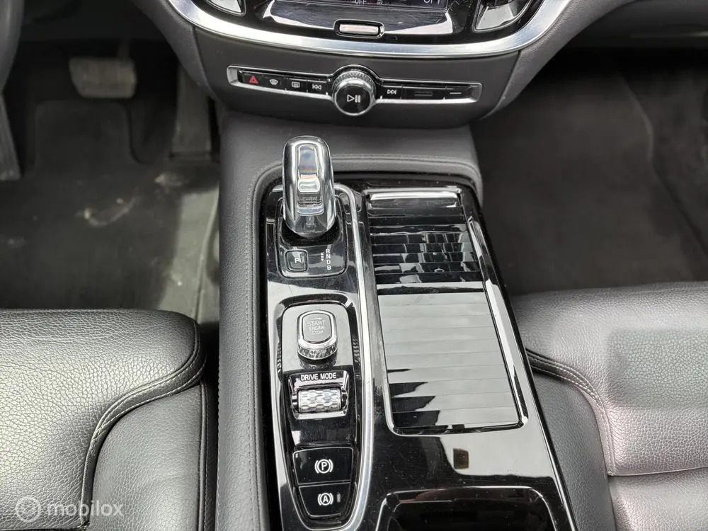 Volvo V60 2.0 T8 Twin Engine AWD Inscription | 391 PK | Pano uit 2019, foto 18