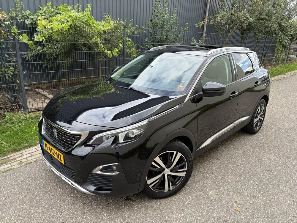 Peugeot 3008 1.2 PureTech Allure / AUTOMAAT / PANORAMADAK / uit 2019, foto 2