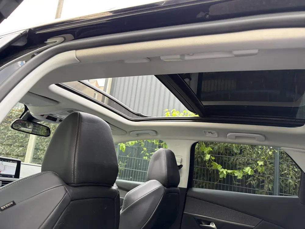 Peugeot 3008 1.2 PureTech Allure / AUTOMAAT / PANORAMADAK / uit 2019, foto 5