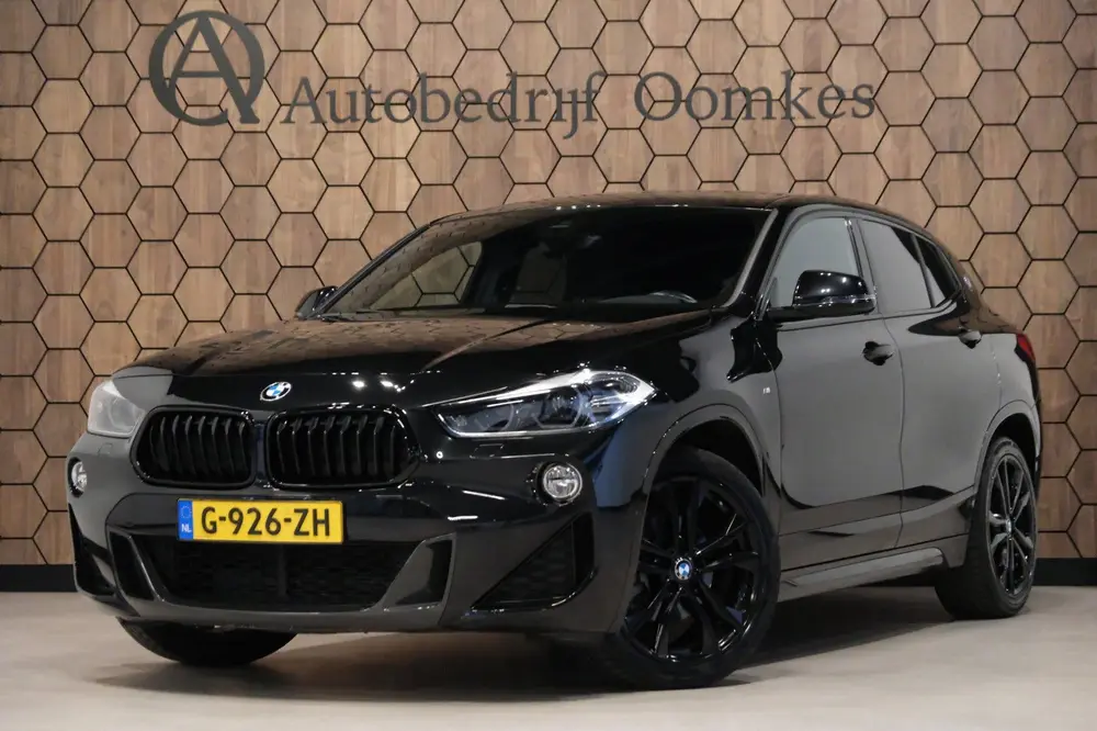 BMW X2 1.8i sDrive *M-Pakket* 103dkm M-Sportinterieur/Navi/" uit 2019