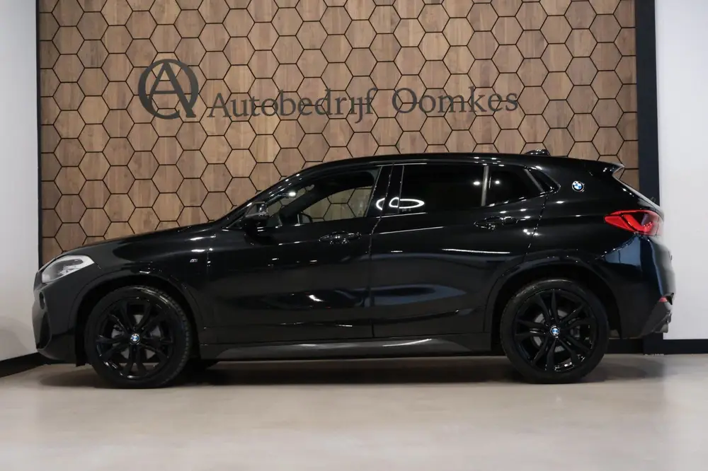 BMW X2 1.8i sDrive *M-Pakket* 103dkm M-Sportinterieur/Navi/" uit 2019, foto 9