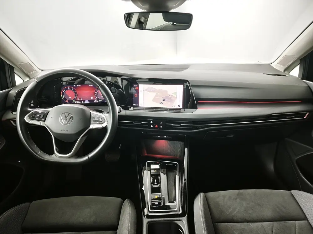Volkswagen Golf 1.4 eHybrid Style | Travel Assist | Achterui uit 2023, foto 3
