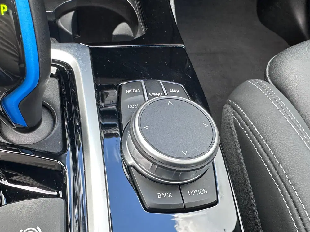 BMW iX3 High Executive 80 kWh PANO Harman&kardon S uit 2021, foto 13