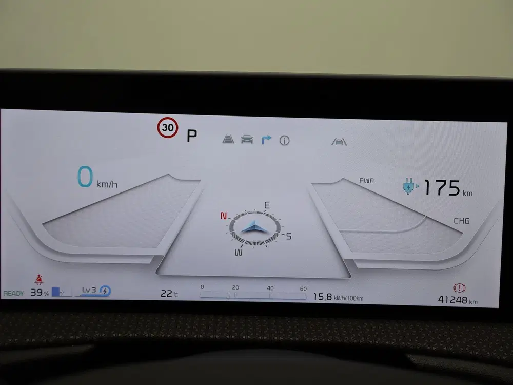 Kia EV6 Plus AWD 77.4 kWh uit 2022, foto 10